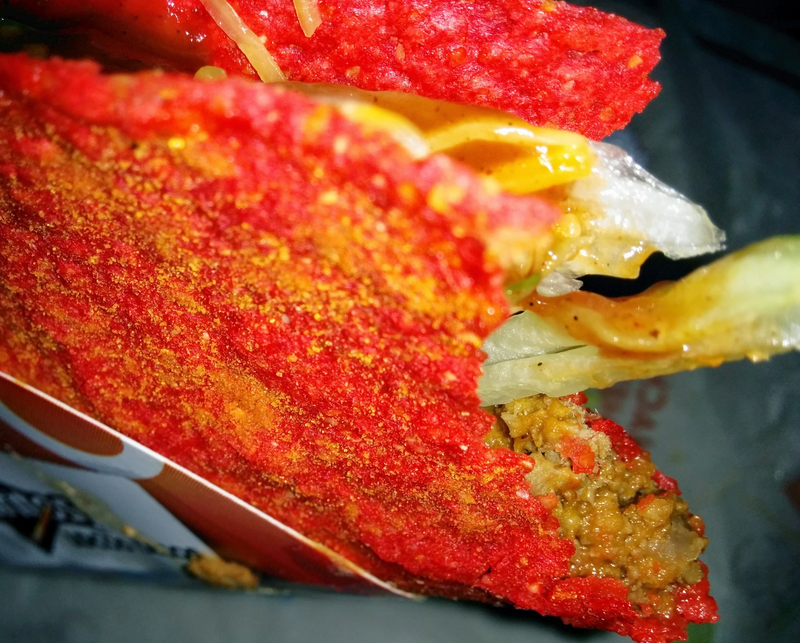 Illustration for article titled SnackTAYku: Taco Bell's Quesarito (beef) is quesalicious.